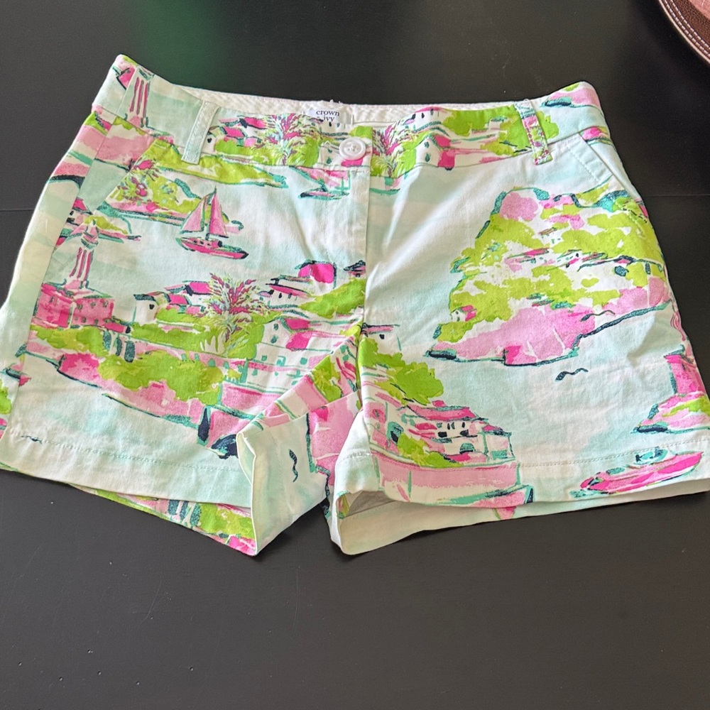 Crown & Ivy Colorful Printed Women's Shorts